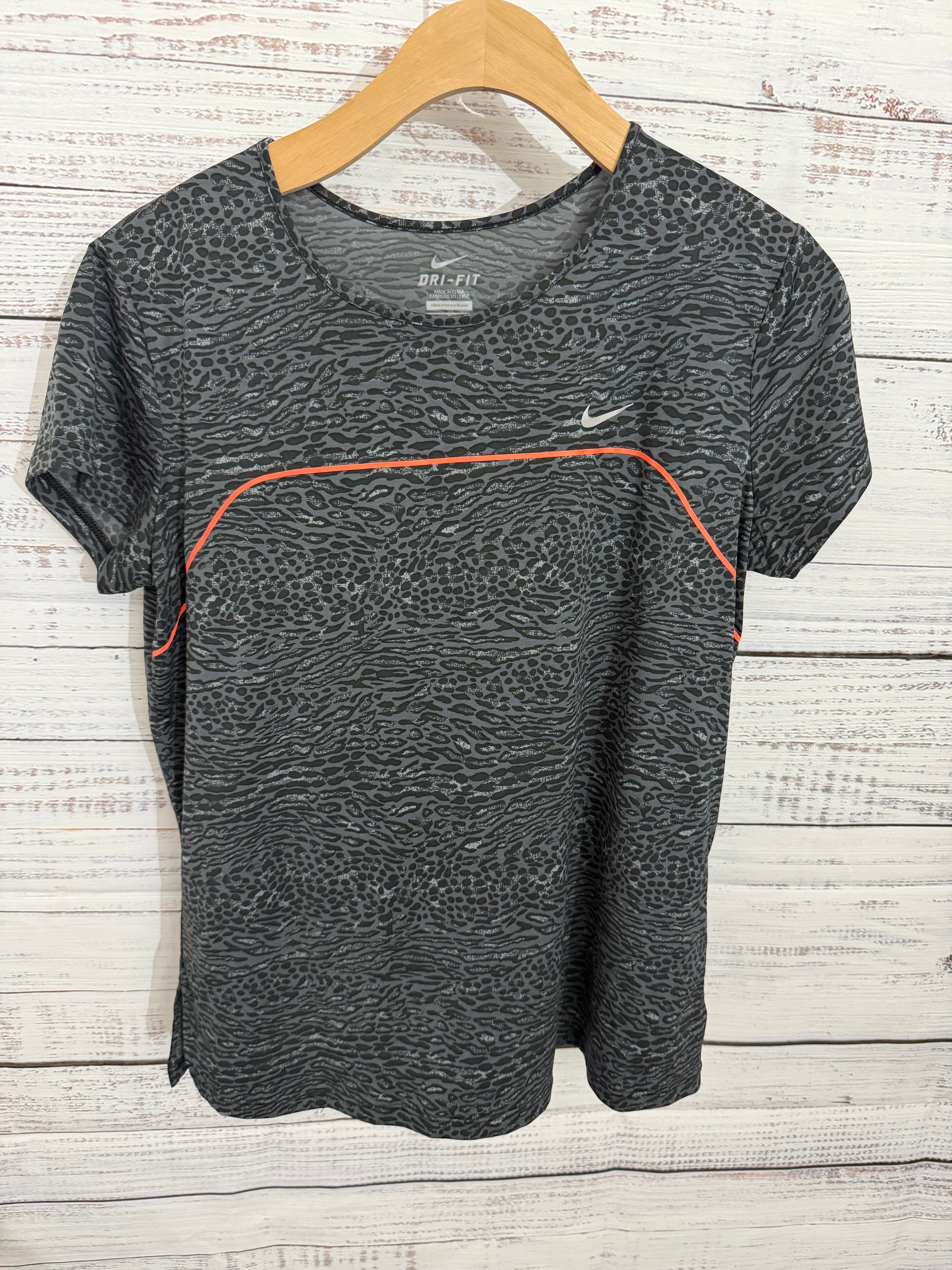 Nike dry fit tee