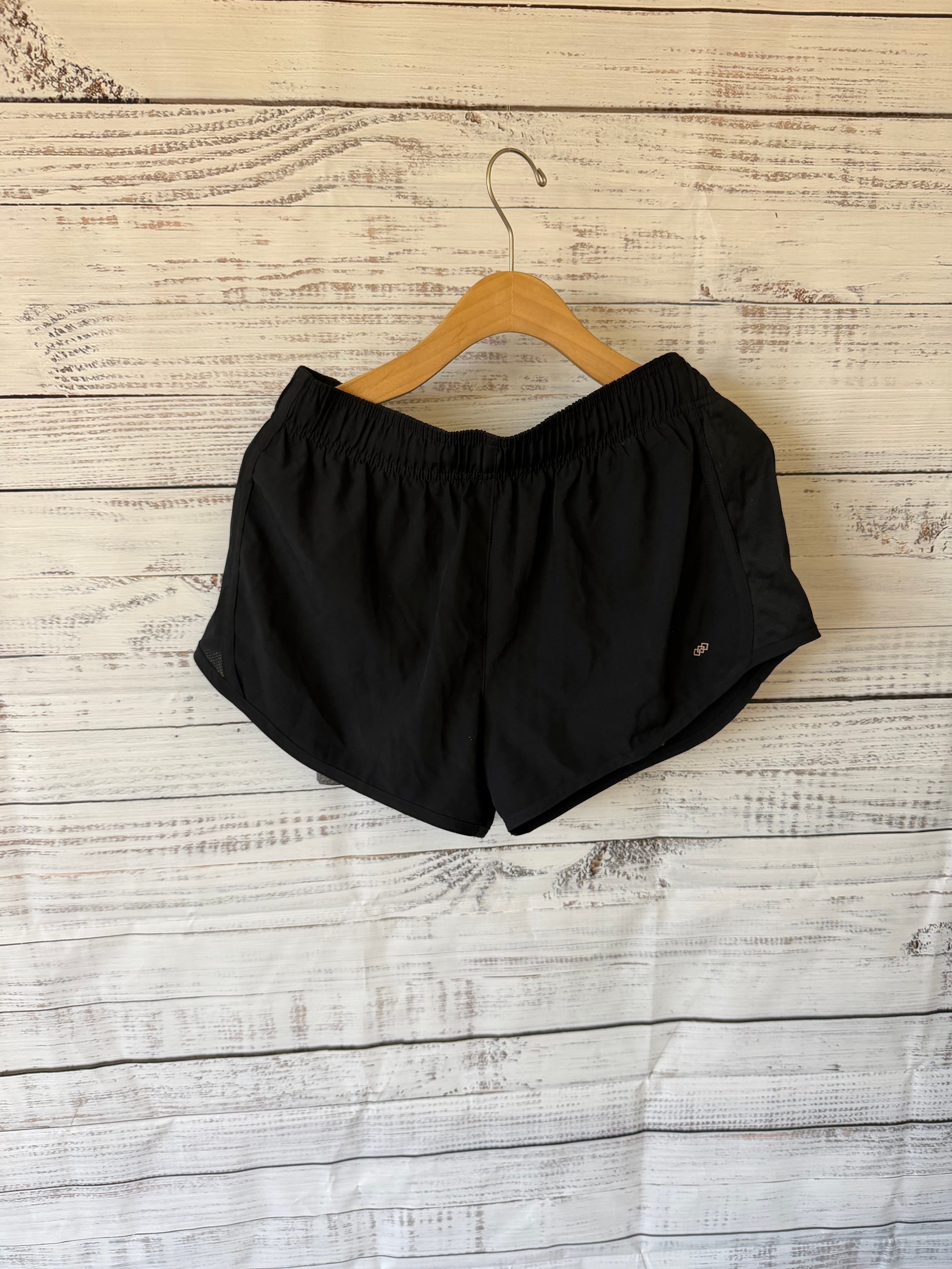 Legend active shorts