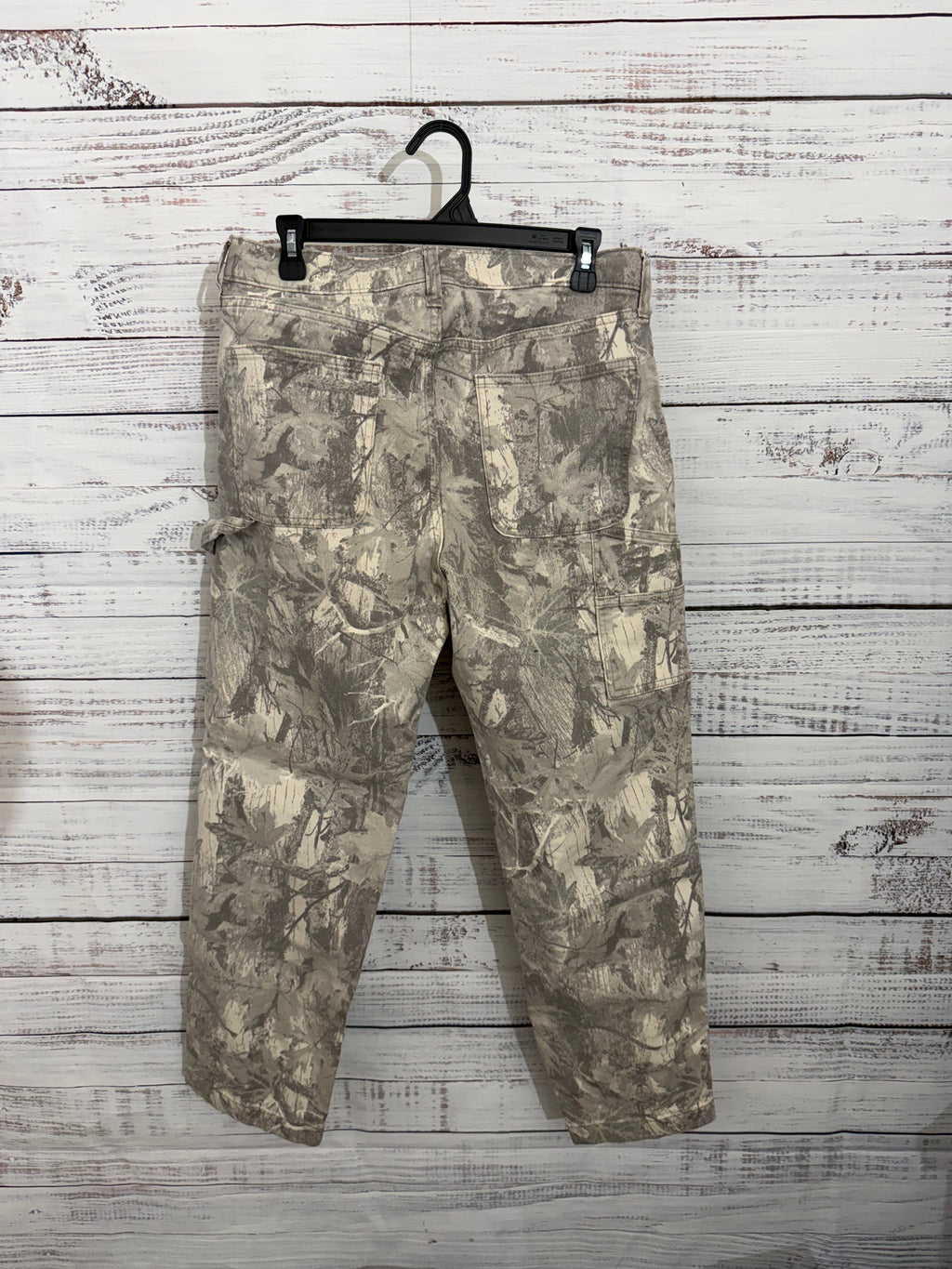 Camo Hollister cargo pants