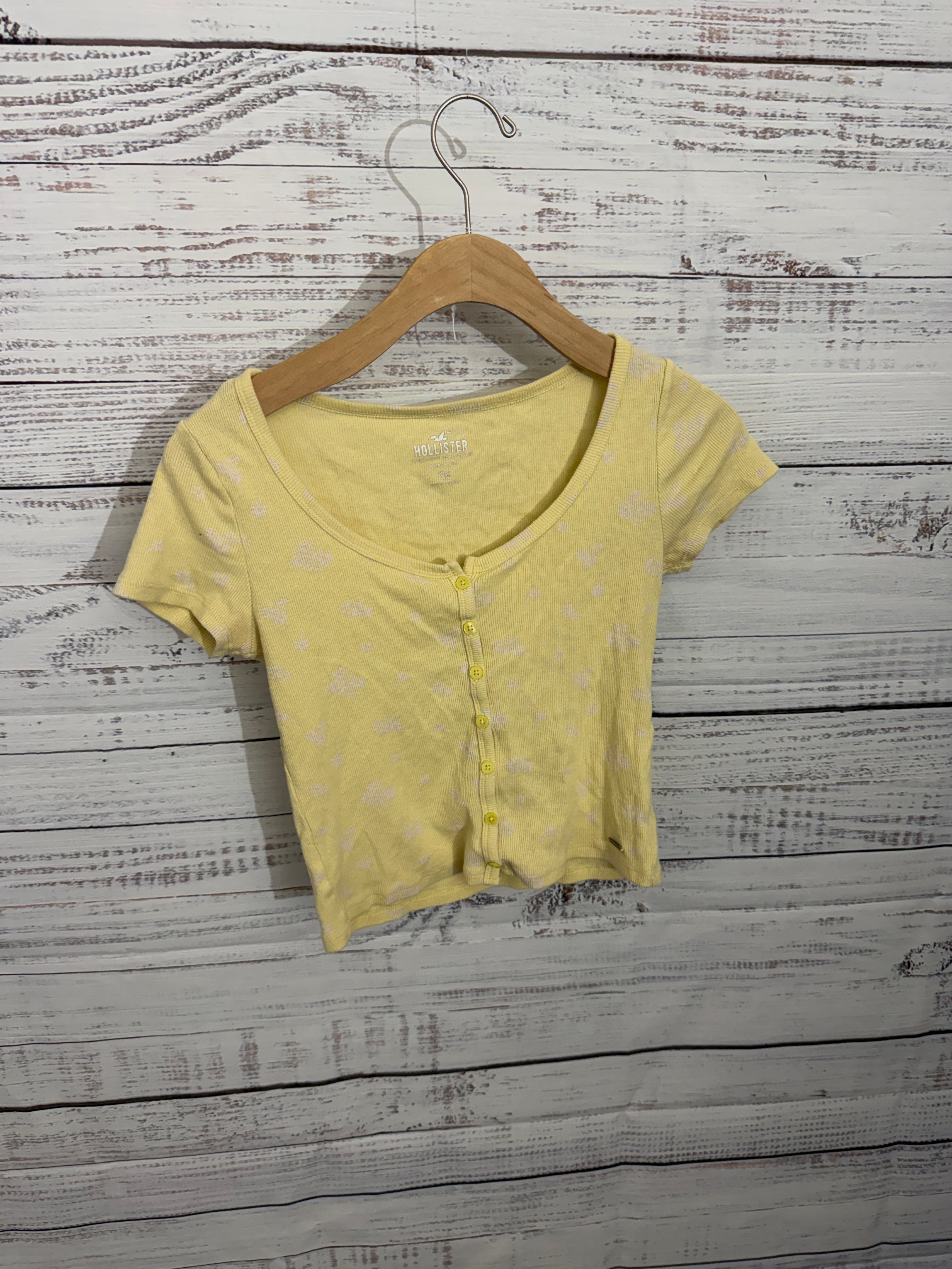 Yellow summer tee